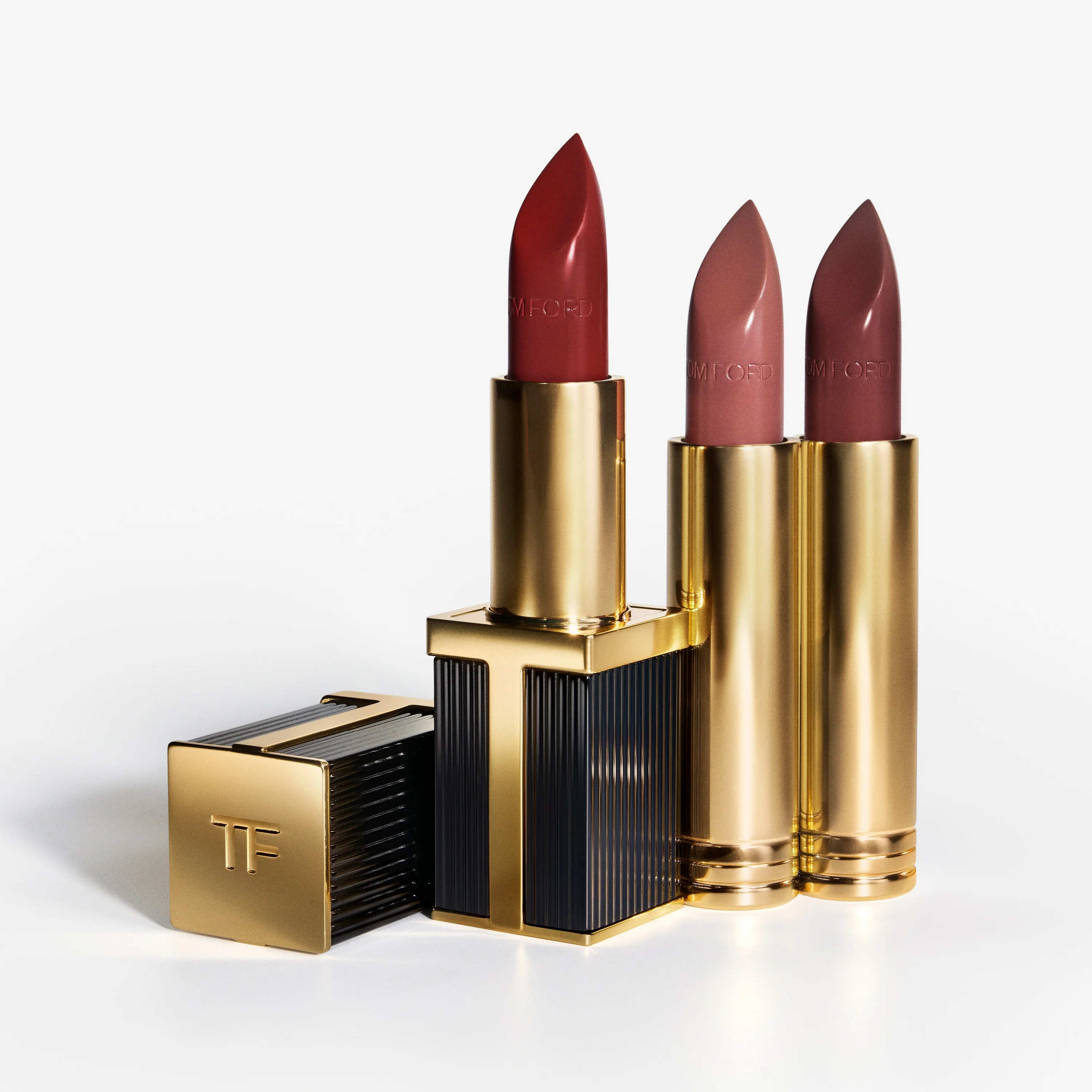 590-reserve-lip-color-1.webp Reserve Lip Color